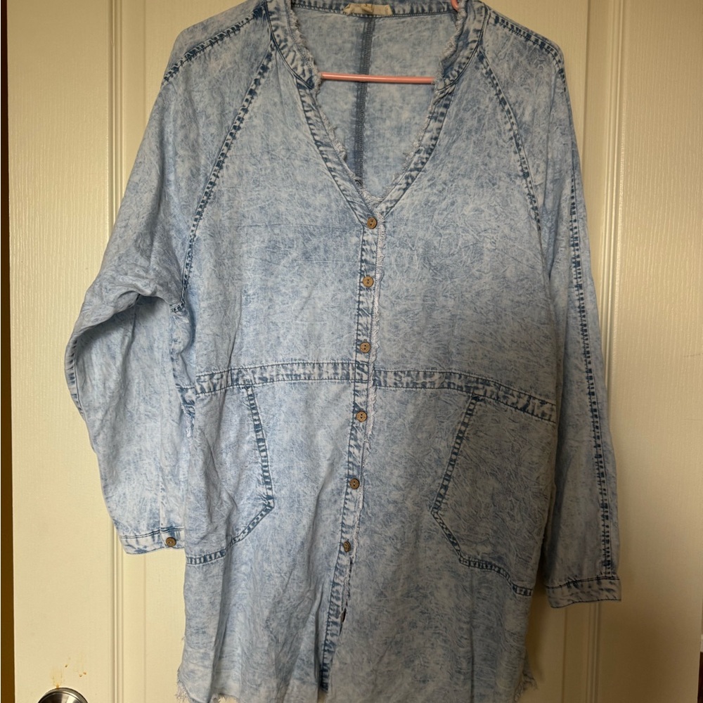 Light Blue Denim Button-Up Shirt/dress